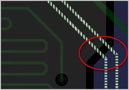 如何在PCB設計中處理信號跨分割.jpg
